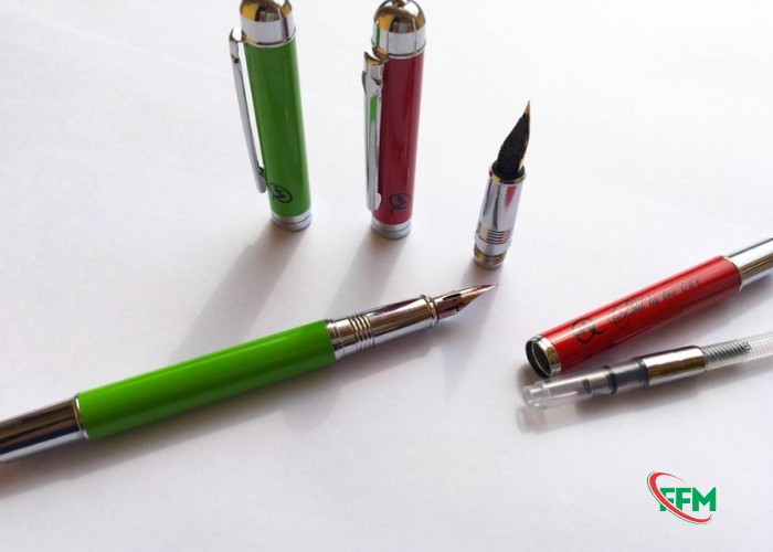 Hướng dẫn đầy đủ cách lắp bút máy, trẻ xem xong tự làm được