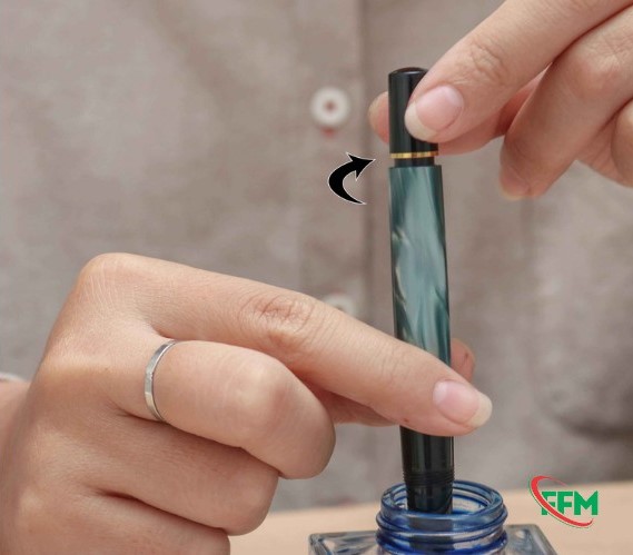 Hướng dẫn đầy đủ cách lắp bút máy, trẻ xem xong tự làm được