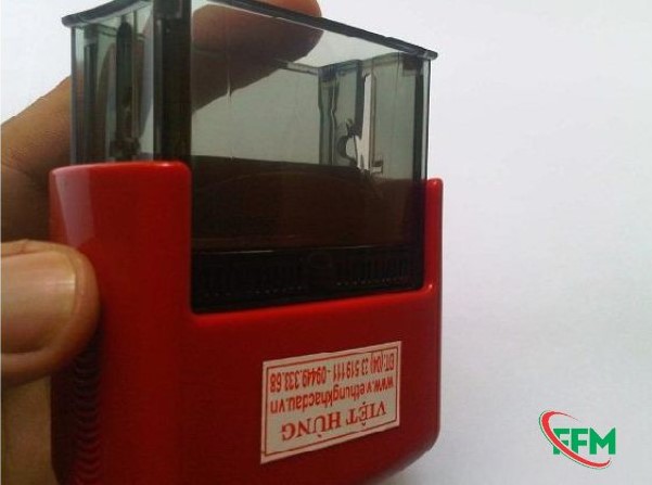 6 bước thay mực con dấu đúng cách không lem mực ra tay