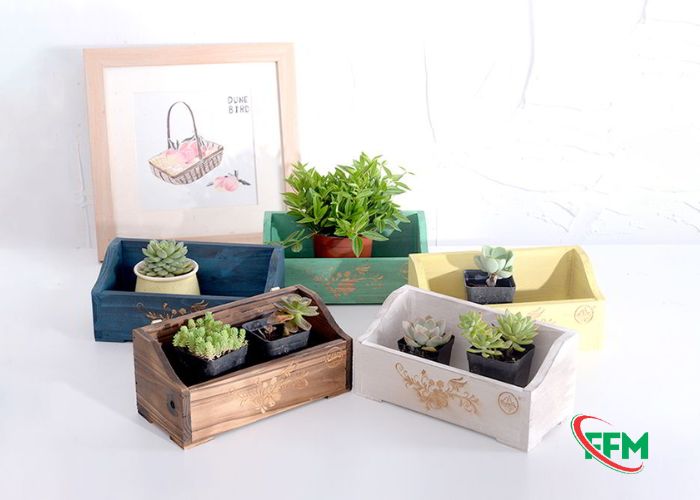 50+ Ý tưởng trang trí bàn làm việc tạo động lực cho nhân viên